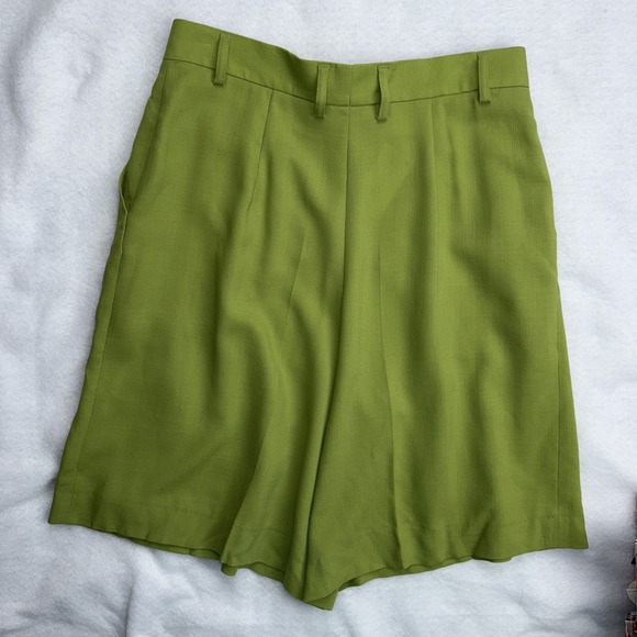 MONDI Pleated Womens Casual Shorts Kelly Green Polyester Size 42 - Picture 5 of 10